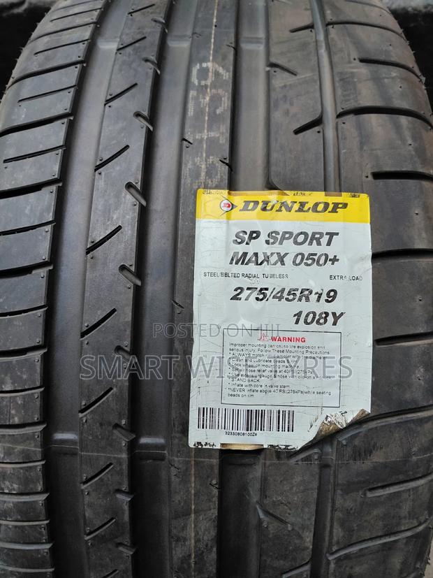 275/45 R19 Dunlop
