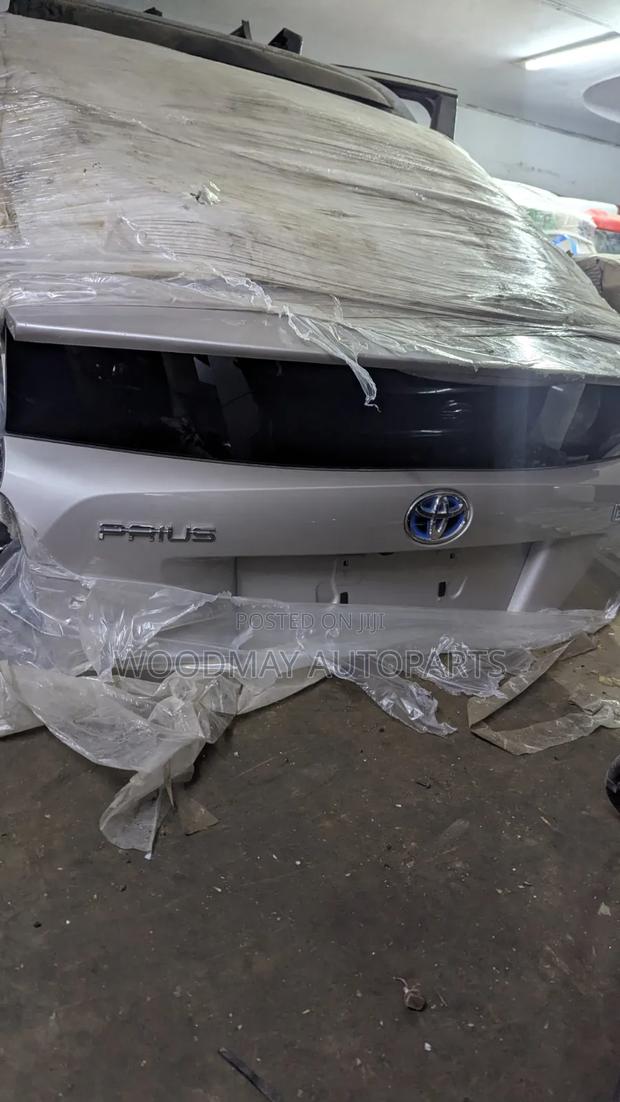 Toyota Prius Boot 2017/2018 - thumbnail 4