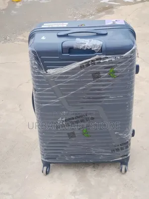Large 81cm Rubber Travel Suitcase – 360° Spinner Wheels