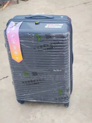 Large 81cm Rubber Travel Suitcase – 360° Spinner Wheels