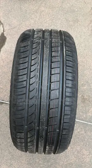 225/40r18 Fortune Tyre