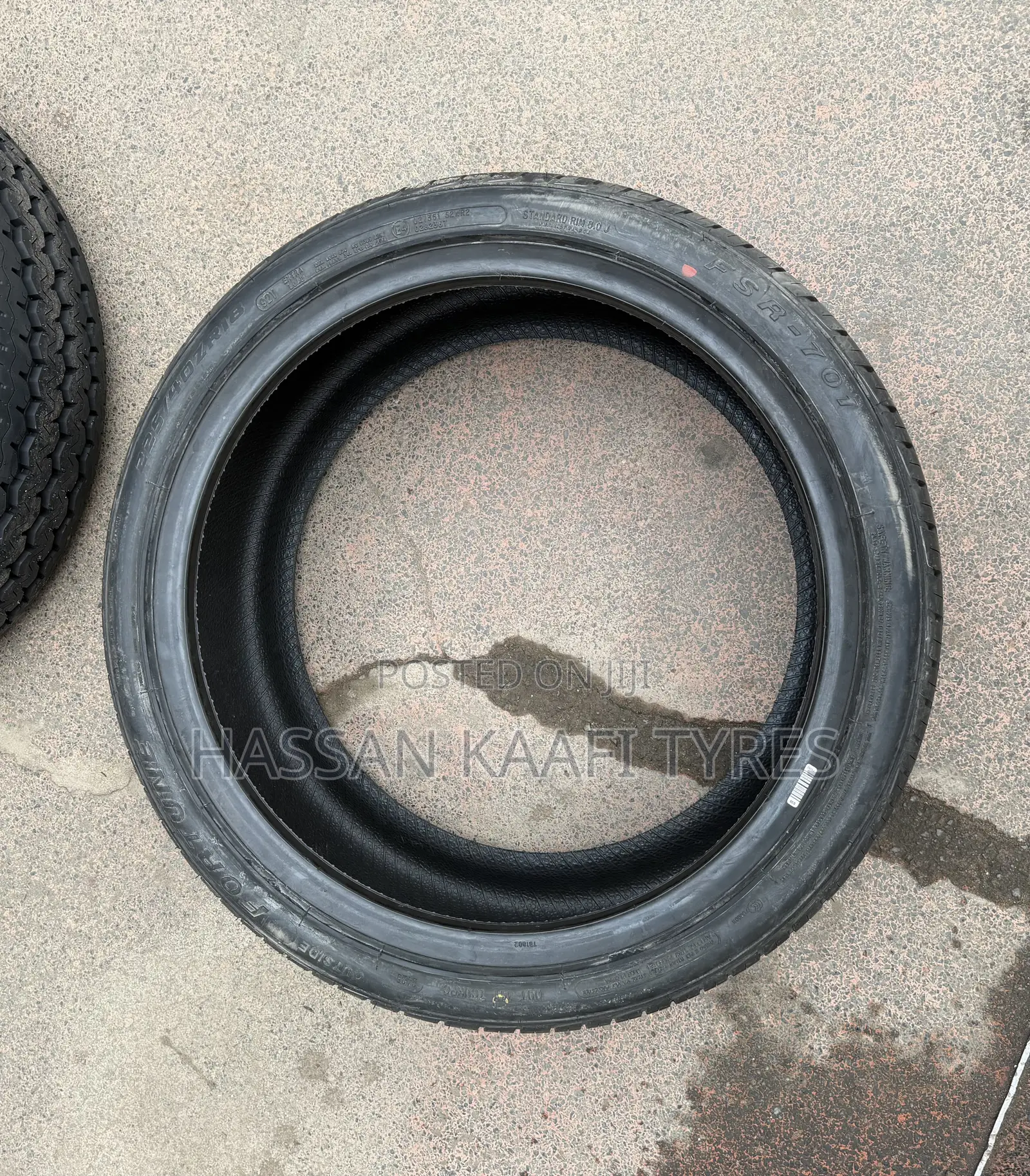 225/40r18 Fortune Tyre