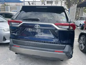 Toyota RAV4 Limited AWD 2020 Blue