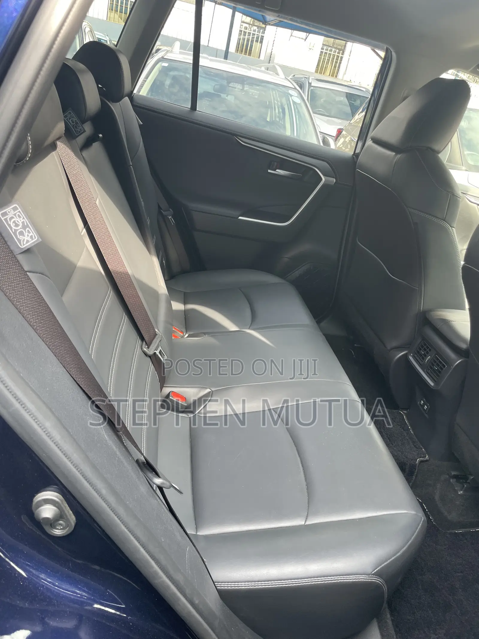 Toyota RAV4 Limited AWD 2020 Blue