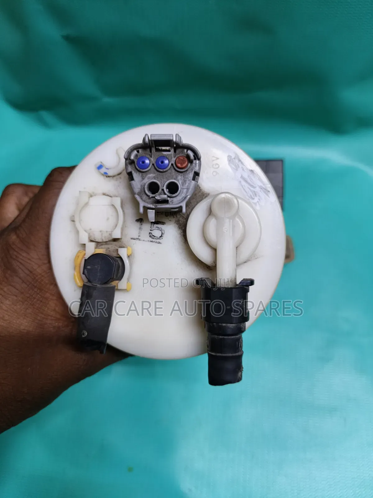 Fuel Pump Toyota Vitz 2005 Model