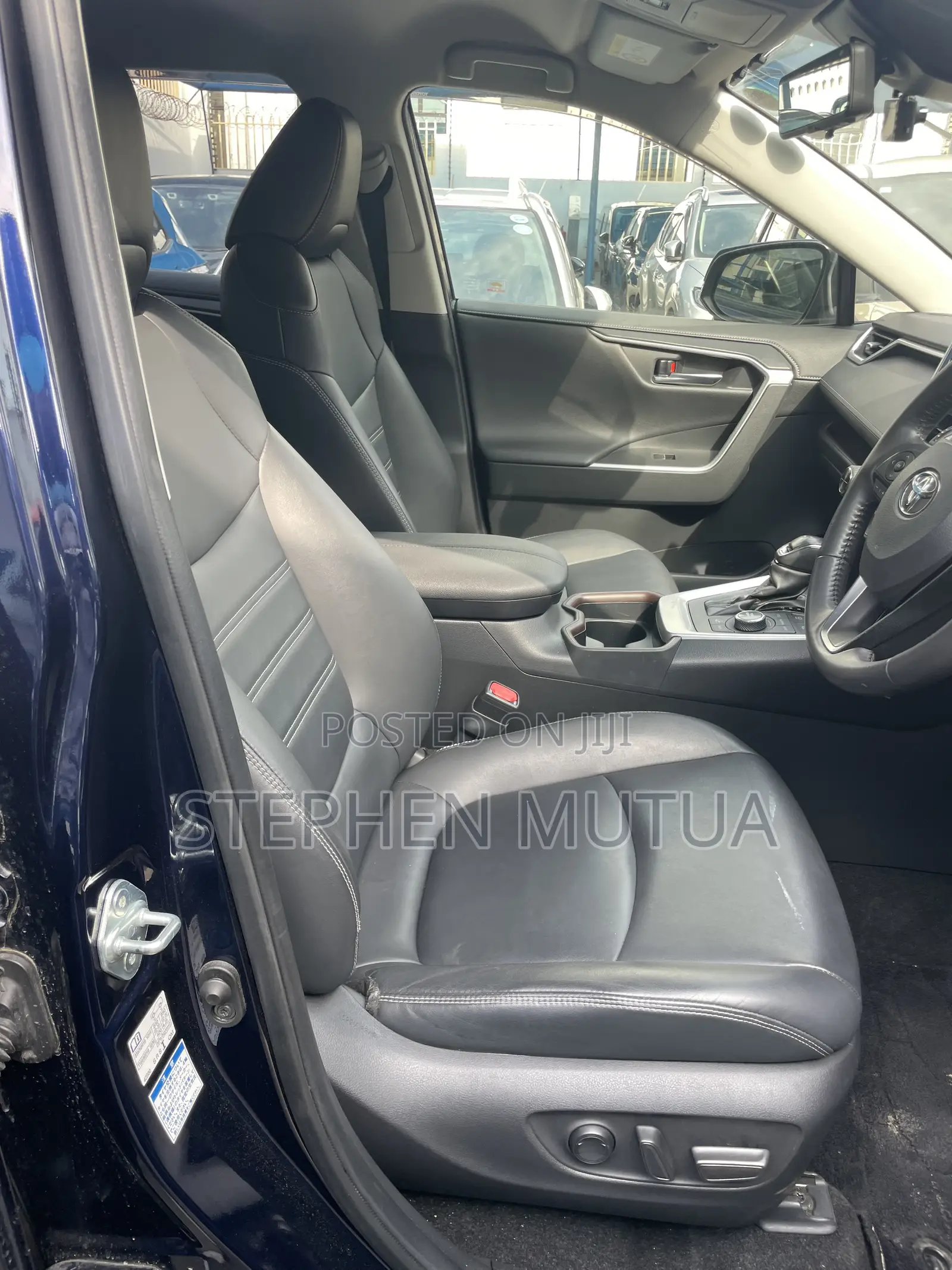 Toyota RAV4 Limited AWD 2020 Blue