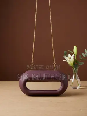 Luxury Oval Cutout Dinner / Wedding Clutch
