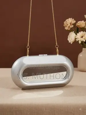 Luxury Oval Cutout Dinner / Wedding Clutch
