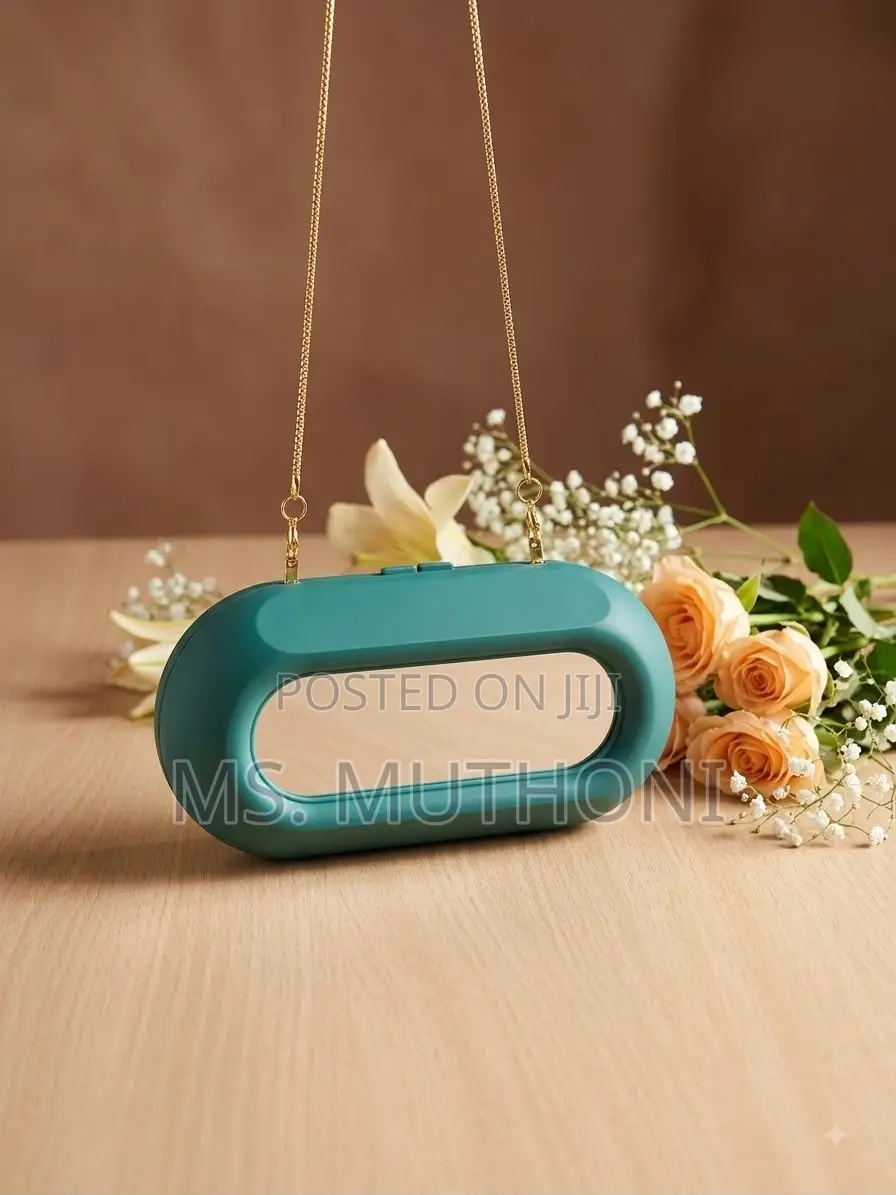 Luxury Oval Cutout Dinner / Wedding Clutch