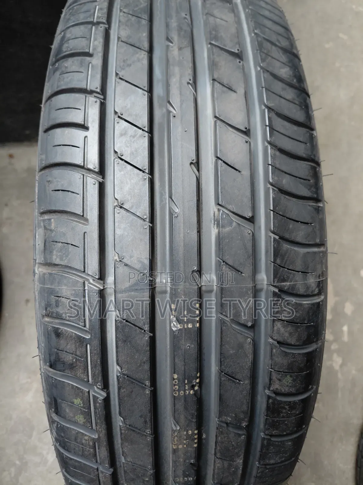 225/60r17 Falken