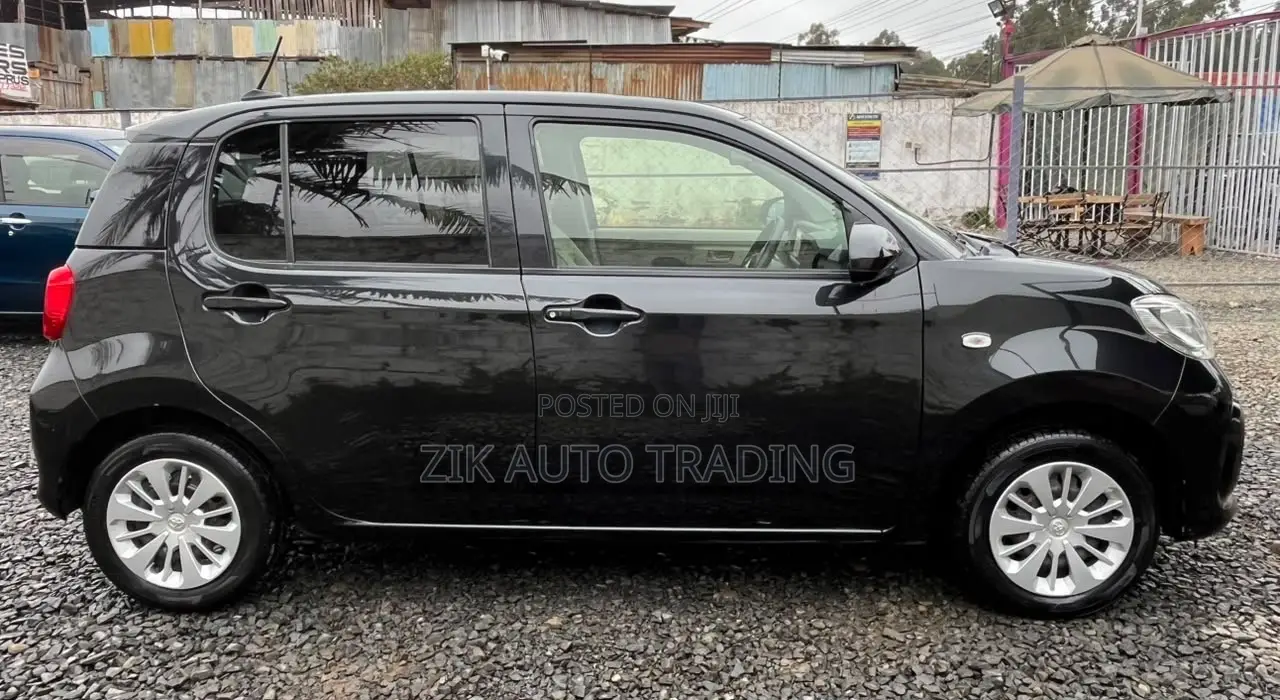 Toyota Passo 2019 Black