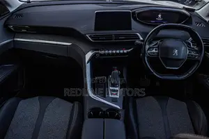 Peugeot 5008 1.6 PureTech 180 2019 Pearl