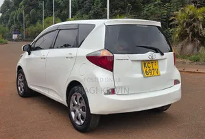 Toyota Ractis 2012 White
