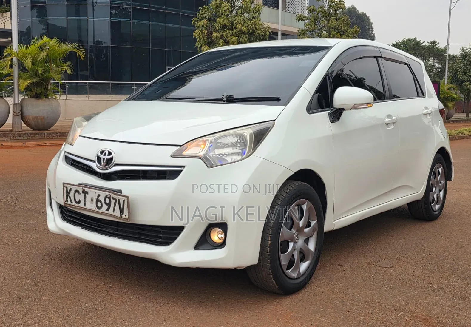 Toyota Ractis 2012 White