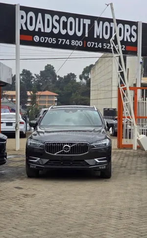 Volvo XC60 2021 Gray