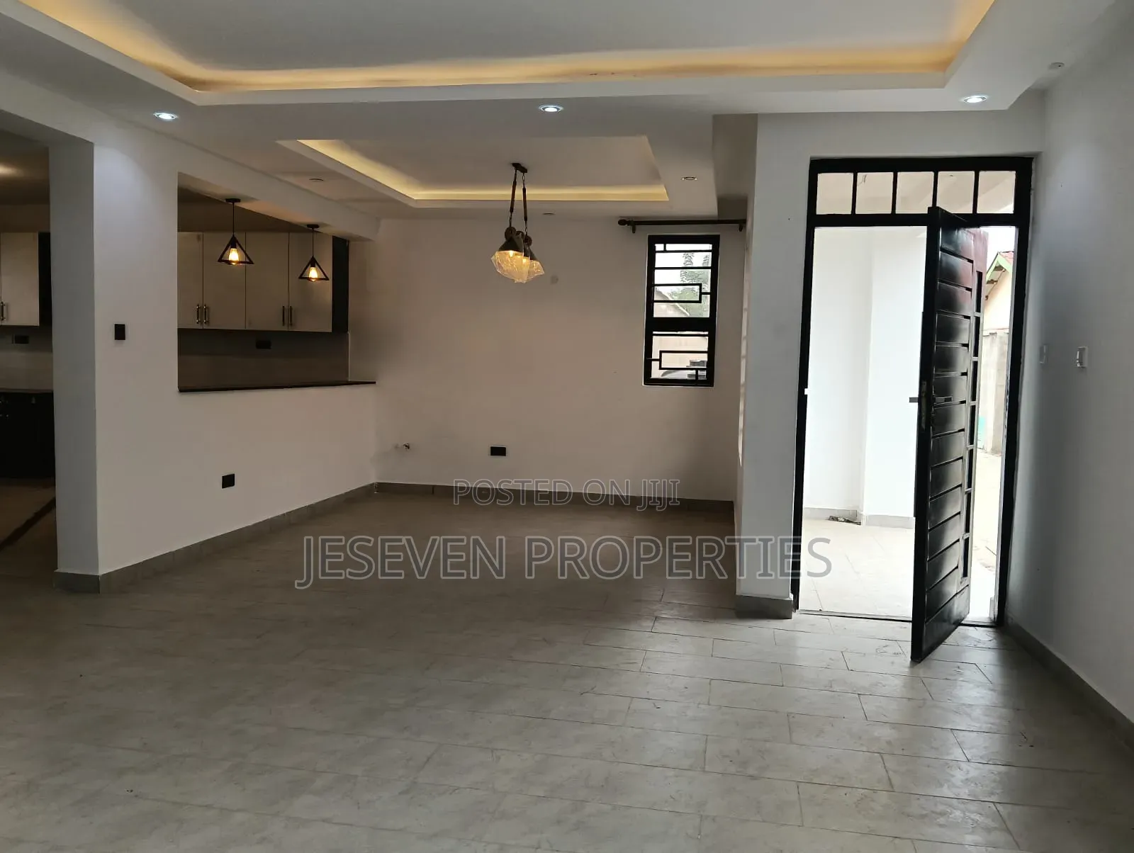 5bdrm Townhouse/Terrace in Utawala, Junction/Benedicta for sale