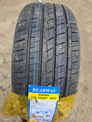 235 /50 R17 Bearway Tires
