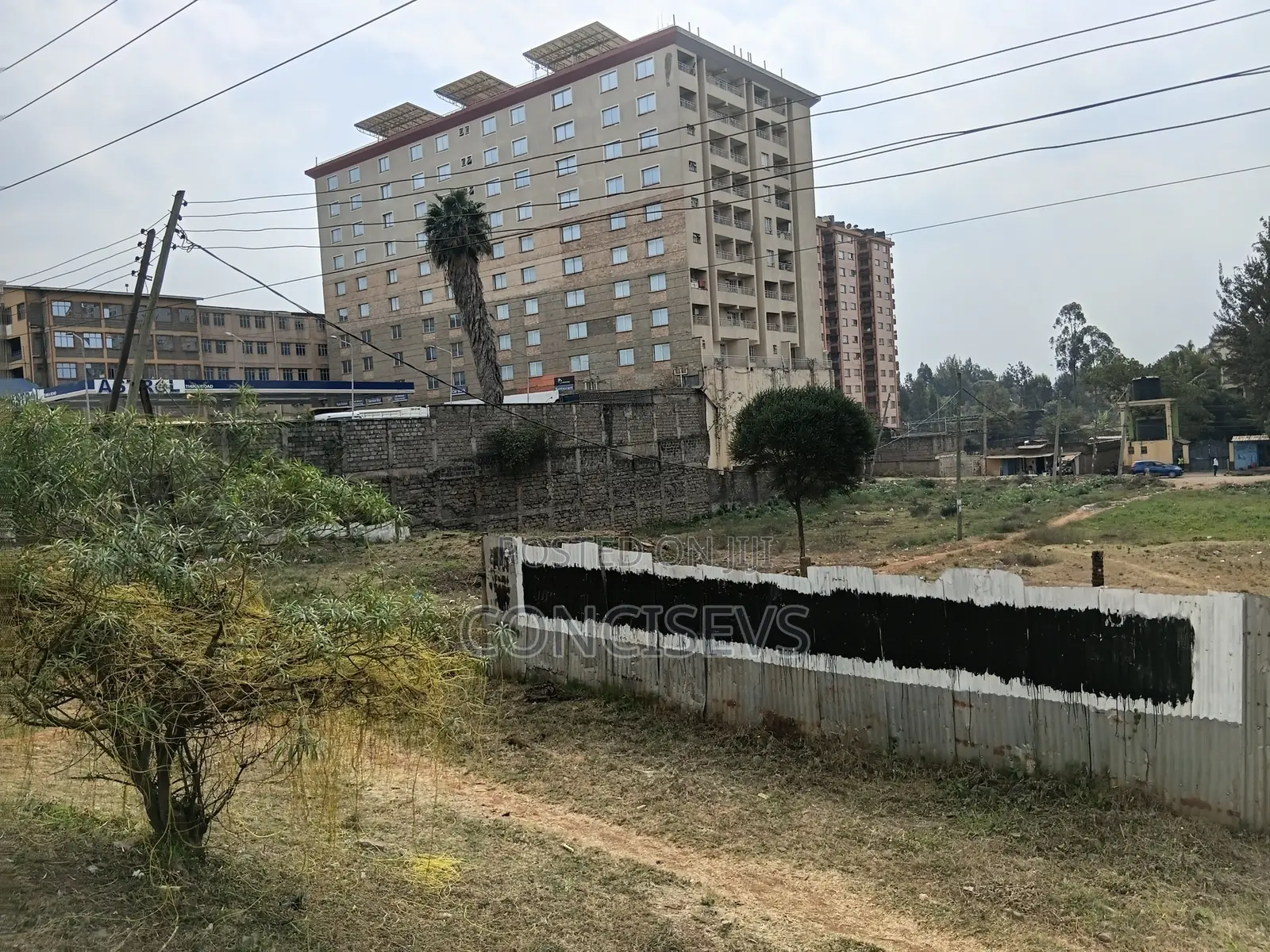 2X0.5 ACRE PLOTS TOGETHER, Touching Thika Road Around Garden City,