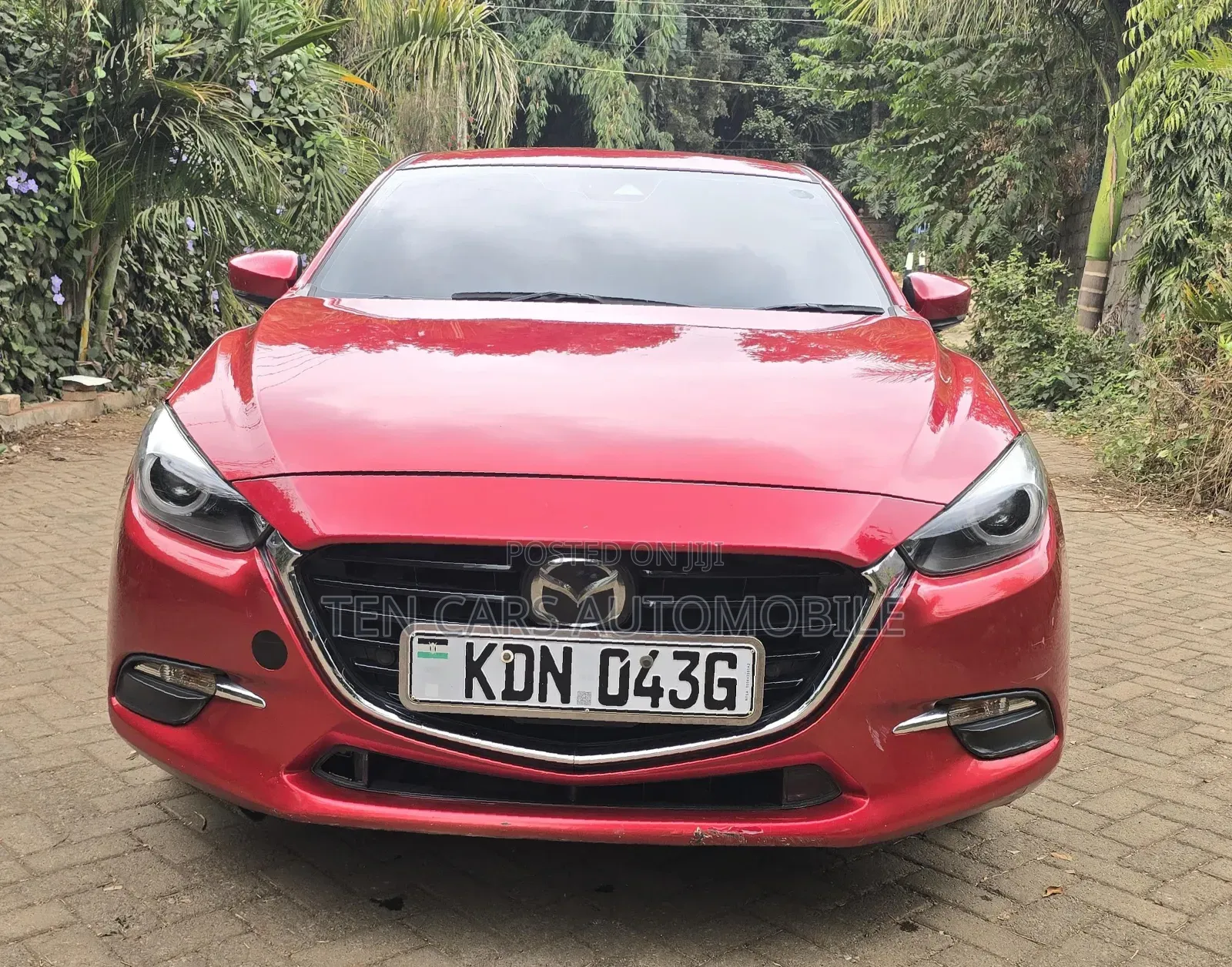 Mazda Axela 2017 Red