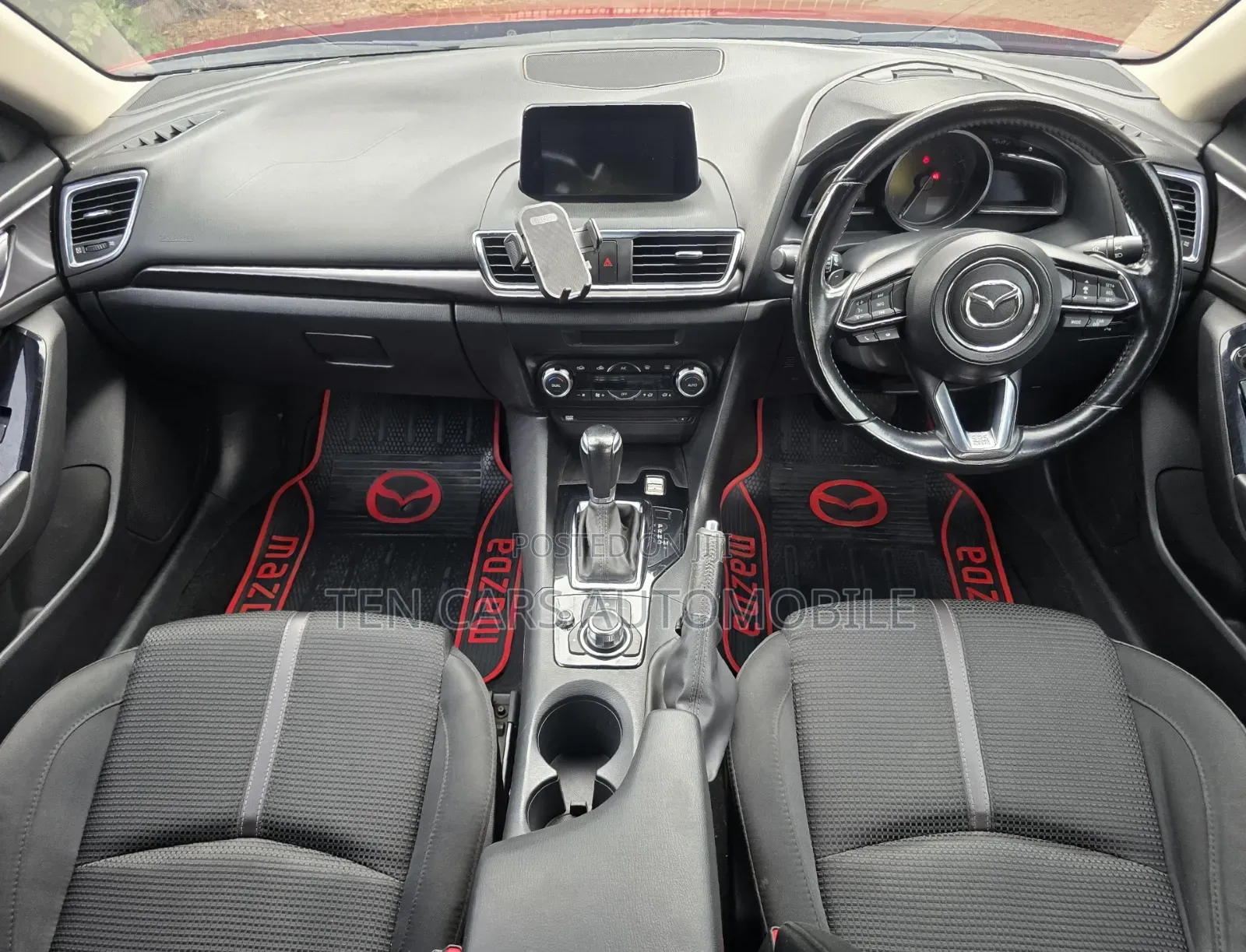 Mazda Axela 2017 Red