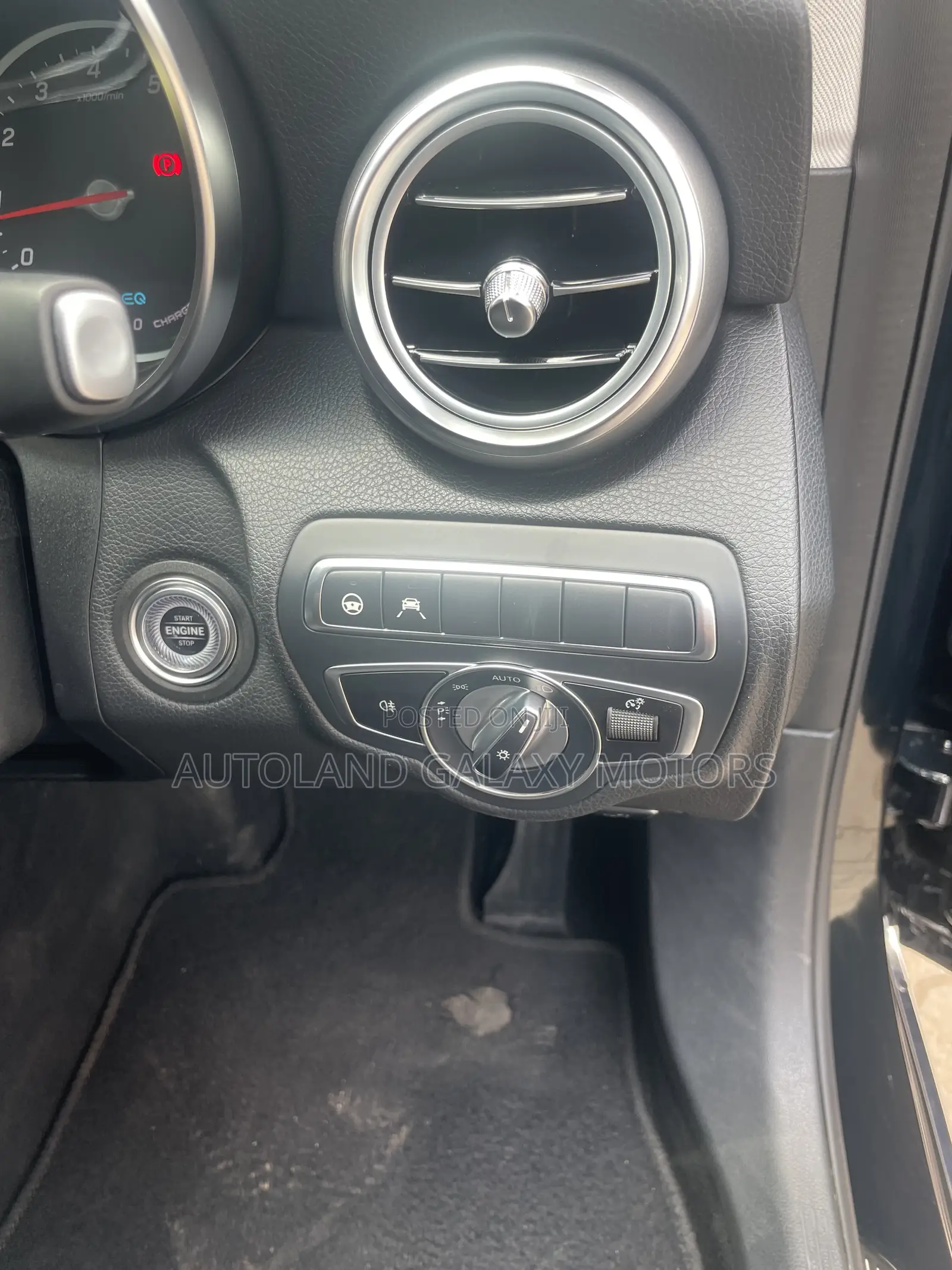 Mercedes-Benz C200 2019 Green