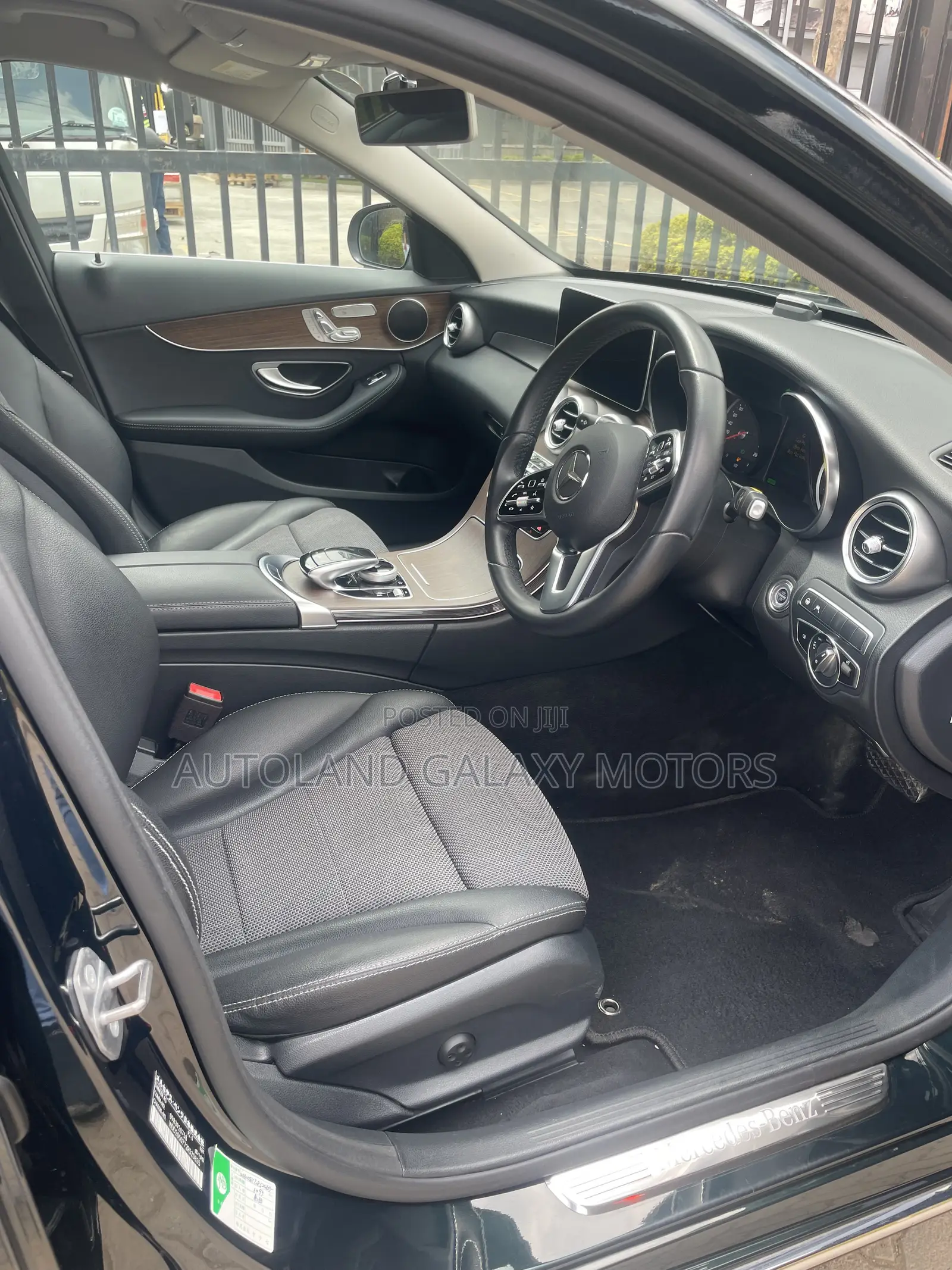 Mercedes-Benz C200 2019 Green