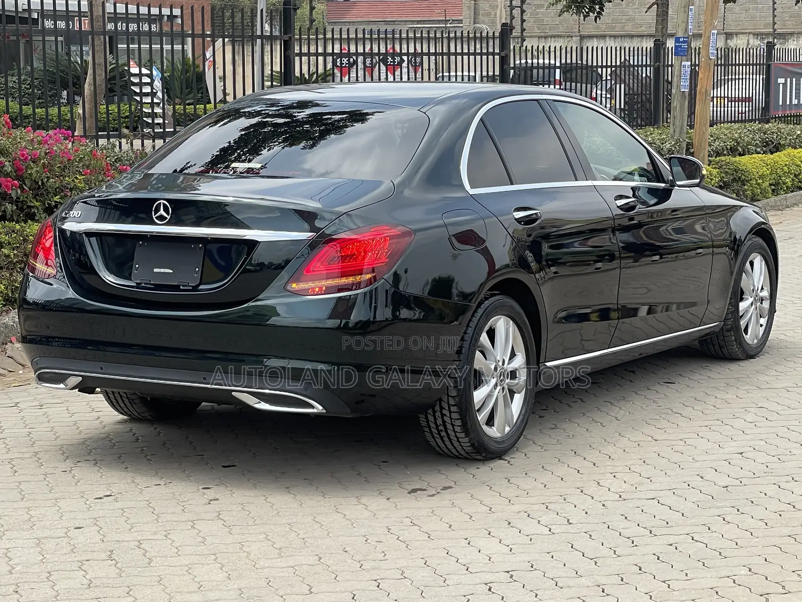 Mercedes-Benz C200 2019 Green