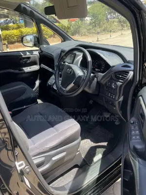 Toyota Noah 2019 Black