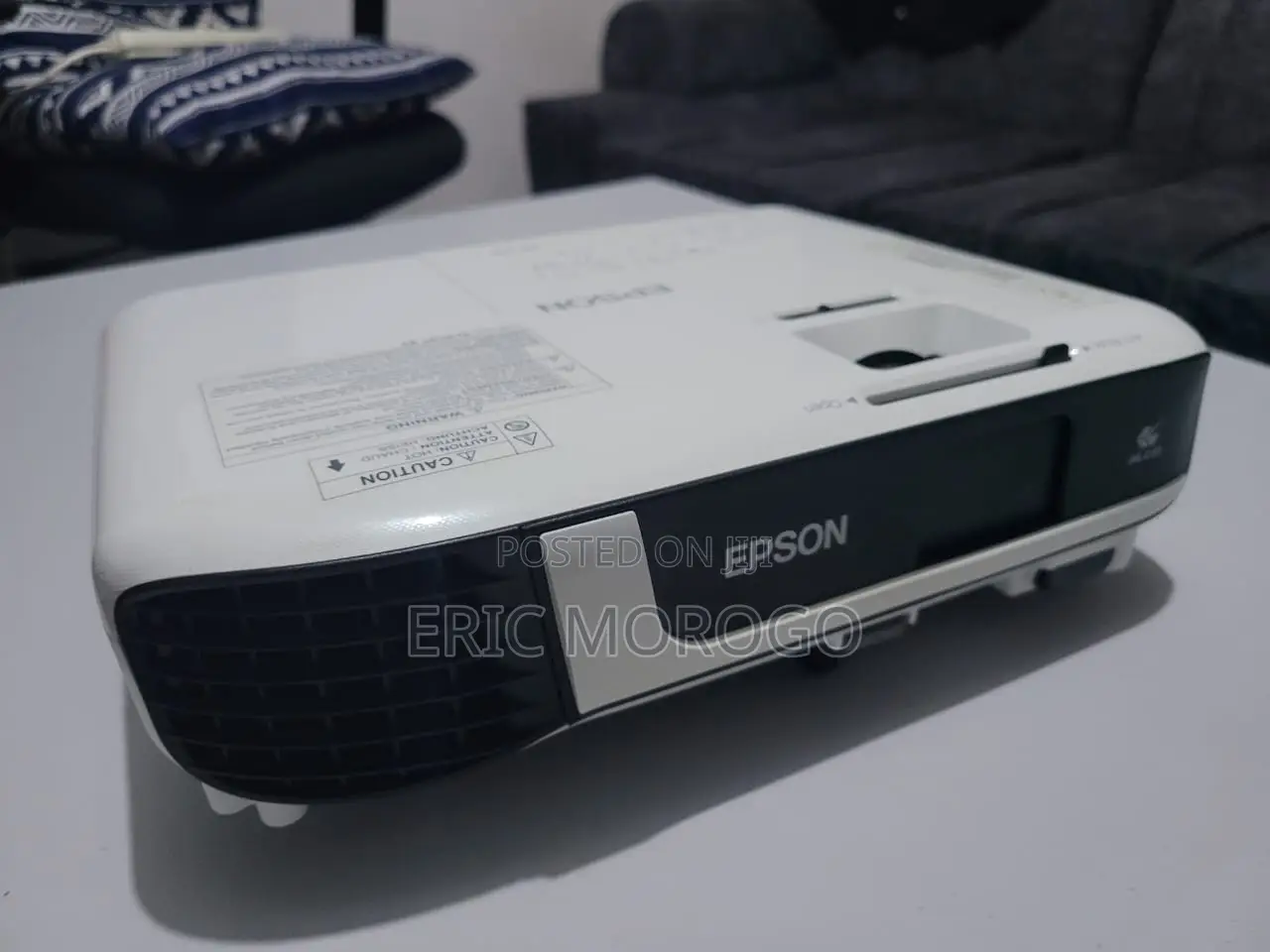Epson EB-X51 Projector