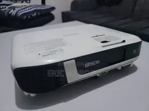Epson EB-X51 Projector