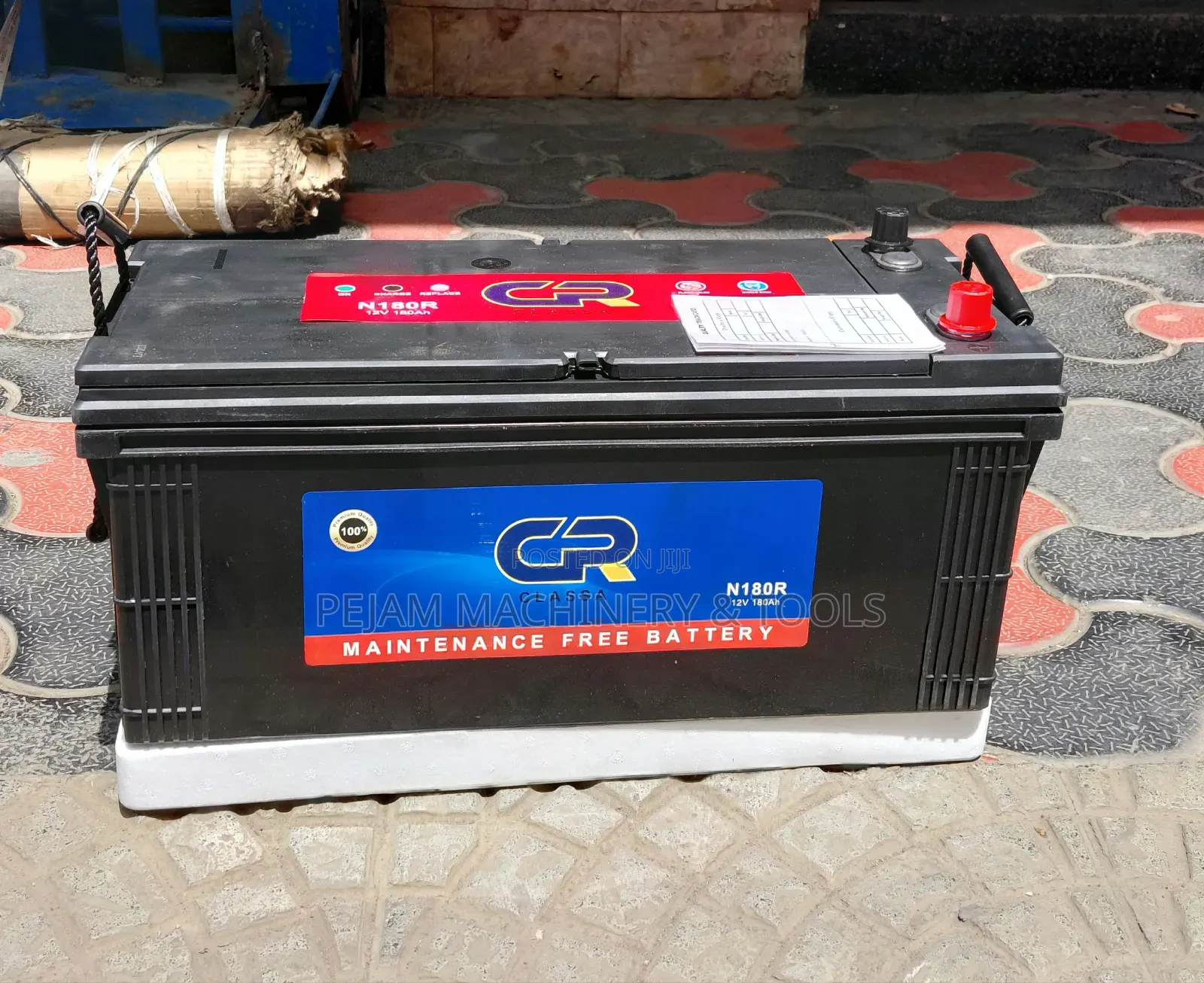 CR N180R a Heavy-Duty 12V 180Ah Maintenance-Free Automotive Battery