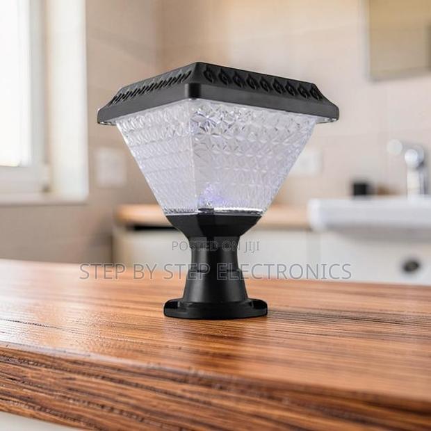 Bulk Discounts Long Lasting LED Solar Garden Main Gate Light Lamp