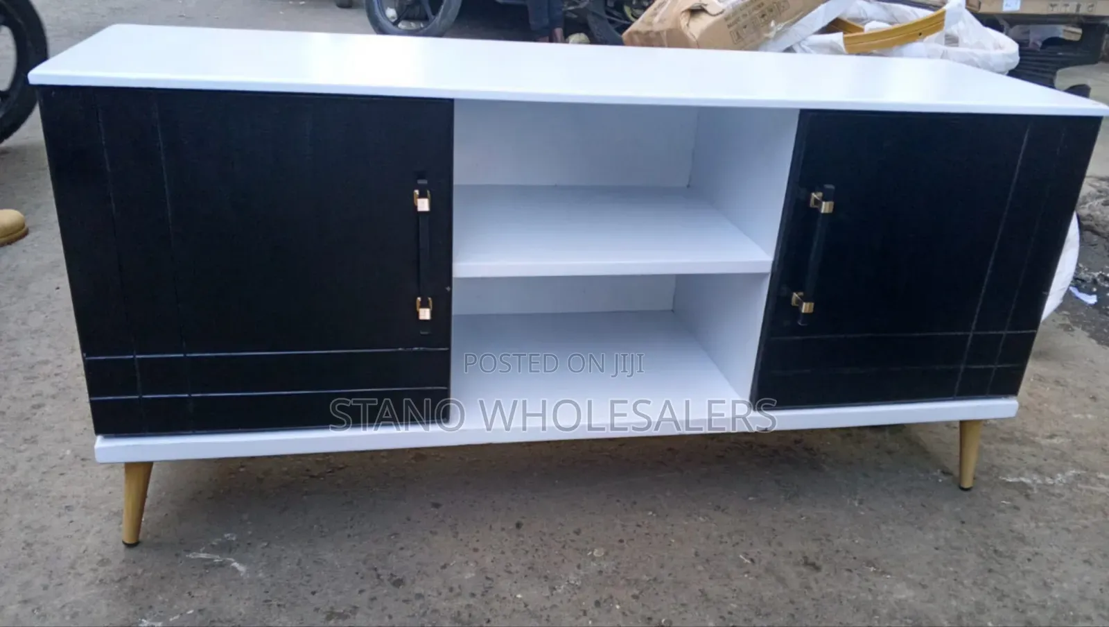 American Flats TV Stand