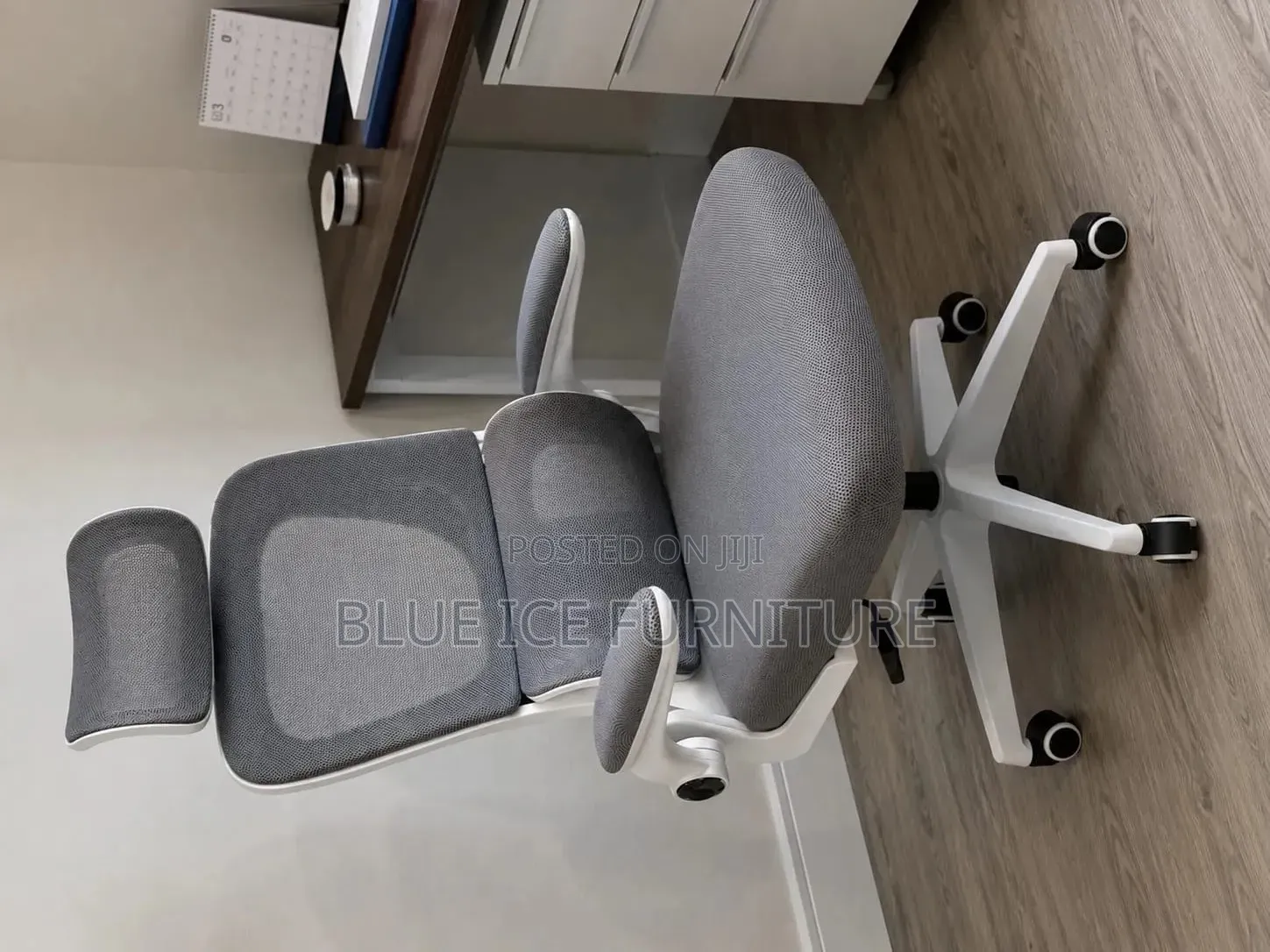 Ergonomic Office Chair With Headrest – Grey High Back Mesh Chair