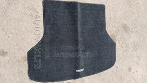 Toyota Harrier ZSU65, Rear Boot Floor Mat (Carpet)