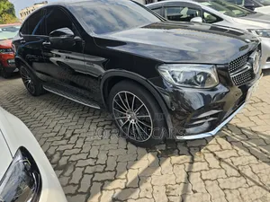 Mercedes-Benz GLC-Class 2019 Black