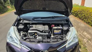 Toyota Vitz 2018 Burgundy