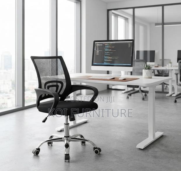 Office Chairs; Clerical Mesh Swivel Secretarial Chair