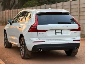 Volvo XC60 2019 White