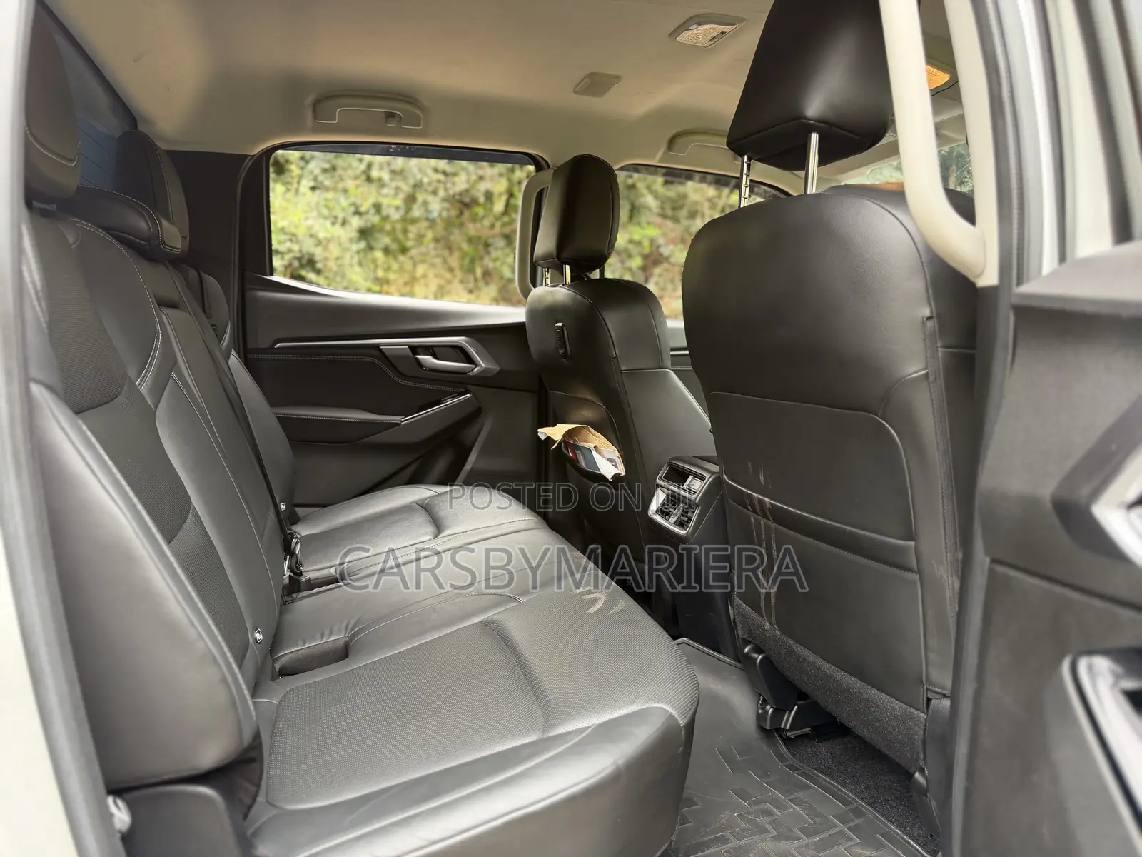 Isuzu D-MAX 2022 Silver