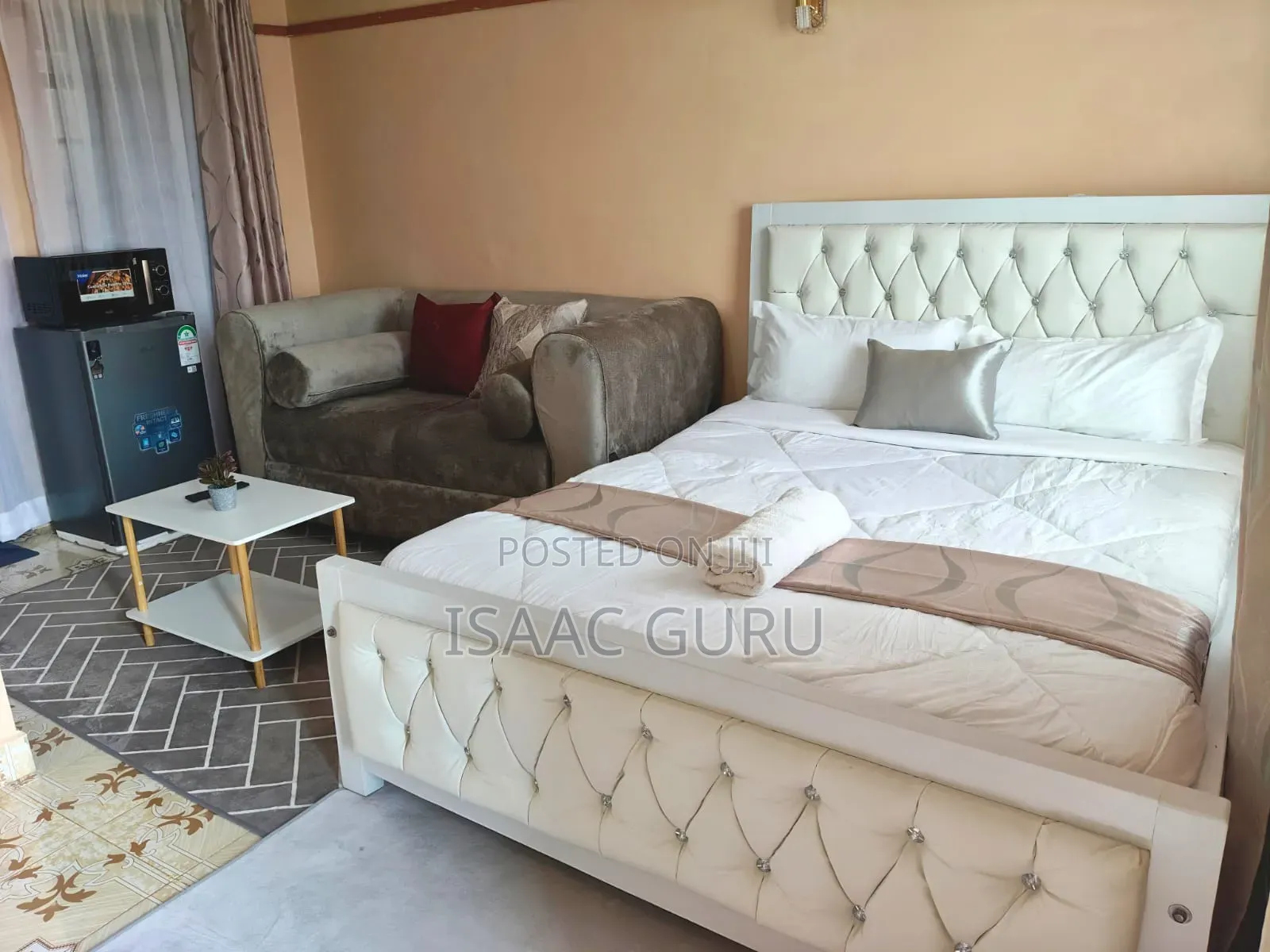 Studio Airbnb Available in Kamakis