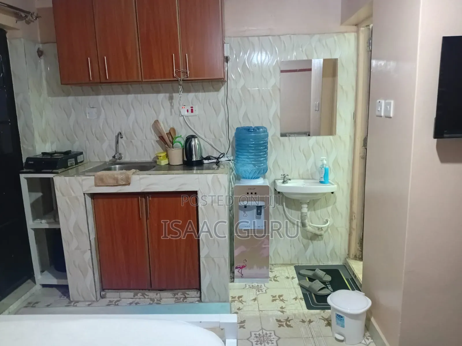 Studio Airbnb Available in Kamakis