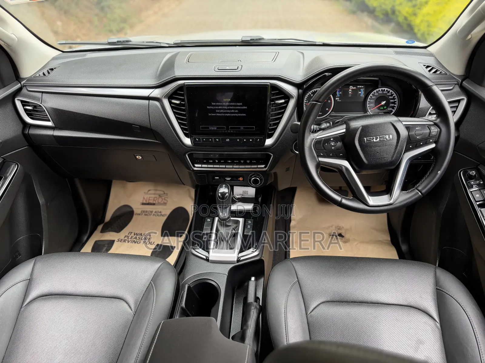 Isuzu D-MAX 2022 Silver