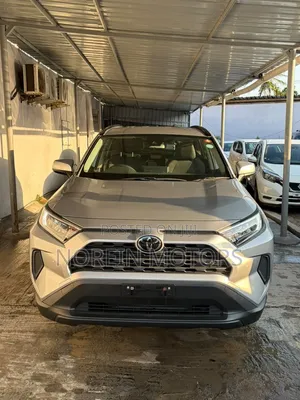 Toyota RAV4 2020 Silver
