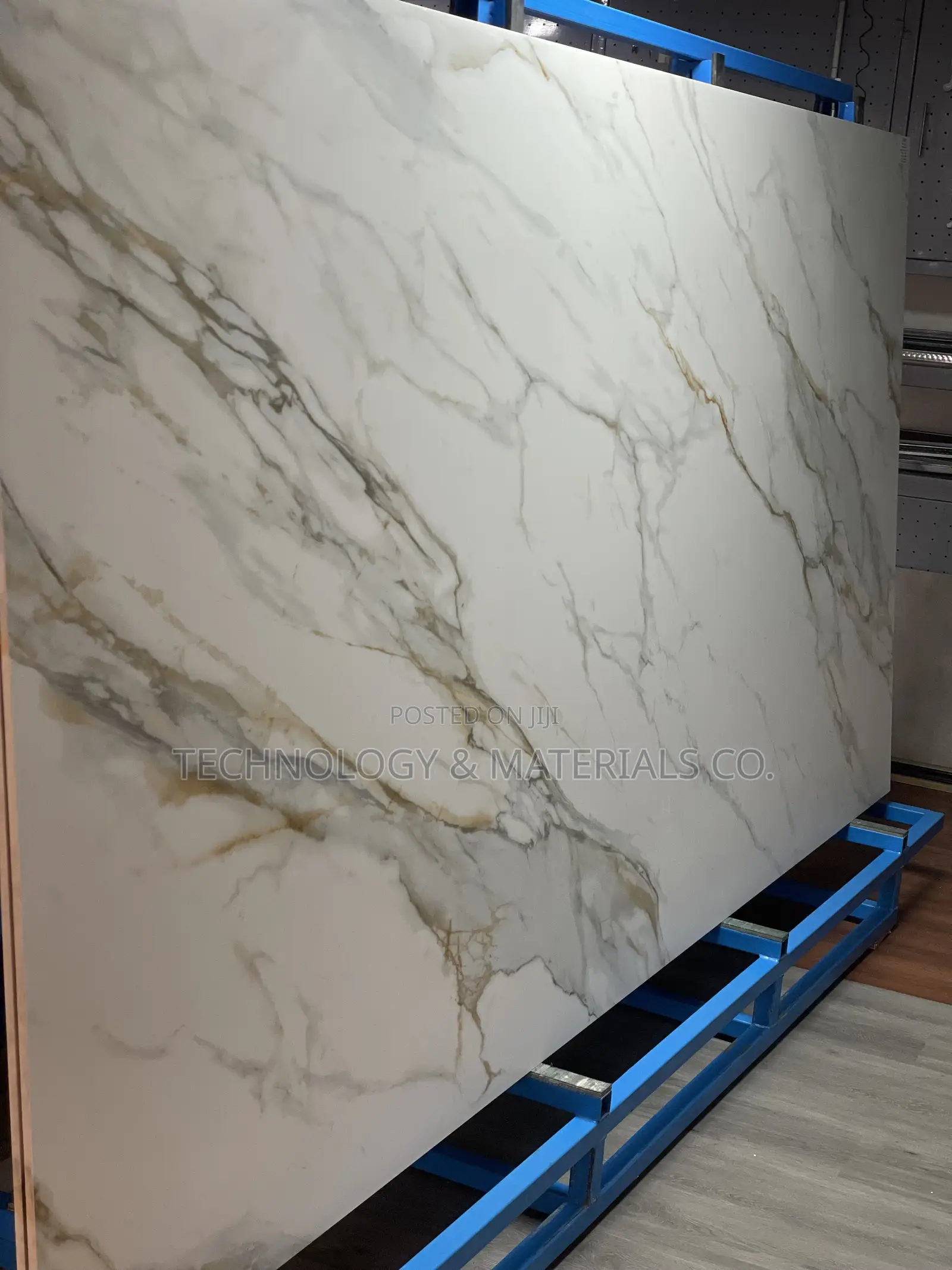 Luxury Sintered Stone- Beverly Gold