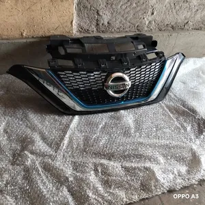 Nissan Note Grille Hybrid, Model 2015. Ex Japan