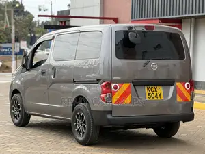 Nissan NV200 2012 Grey