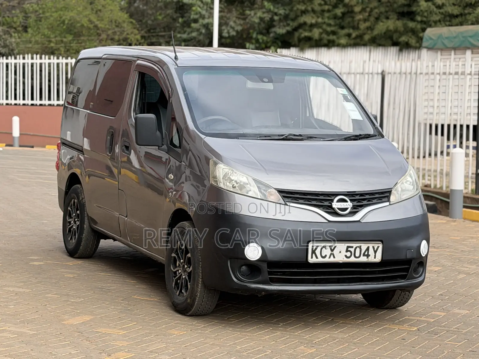 Nissan NV200 2012 Grey
