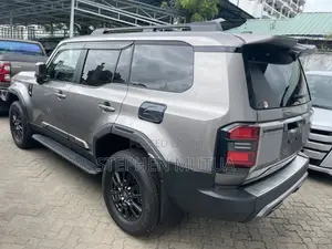 Toyota Land Cruiser Prado 2.7 2024 Gray