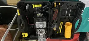 Portable (Digital Gauge)2-Cylinder Portable Air Compressor